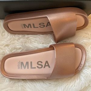 New Beach/pool slides